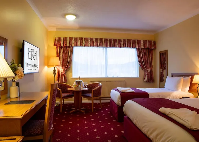 Tiverton Hotel Lounge & Venue