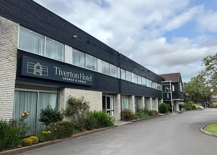 Tiverton Hotel Lounge & Venue